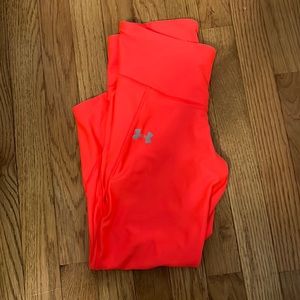 Under armour compression leggings crop